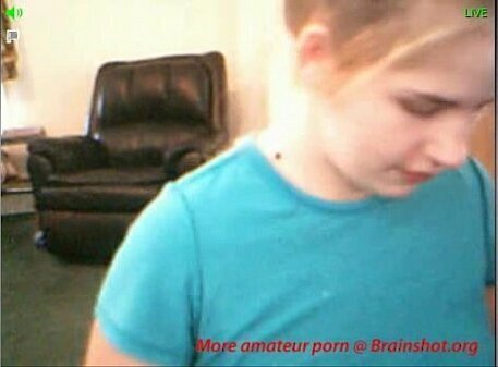 Amateur girl gives interracial blowjob