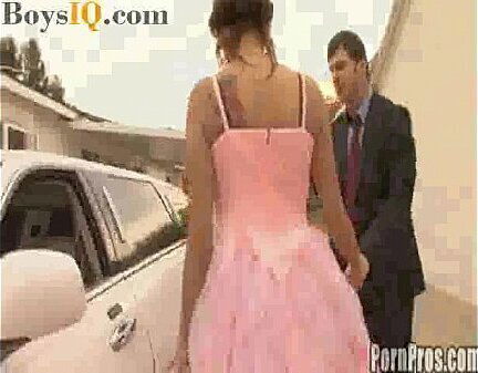 Teen Slut Danis Pre-Dance Limo Ride