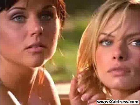 Jaime Pressly Tiffani Amber Thiessen