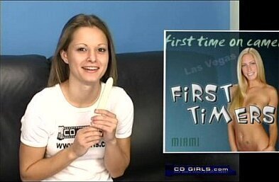 Amateur girl sybian fucking machine