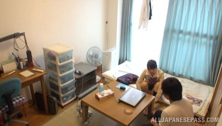 Arousing Japanese AV Model is a nice teen in hardcore action