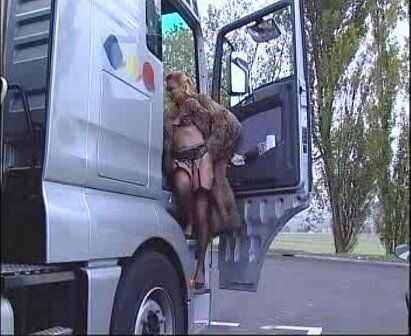 Anastasia Kass Blowjob Coat