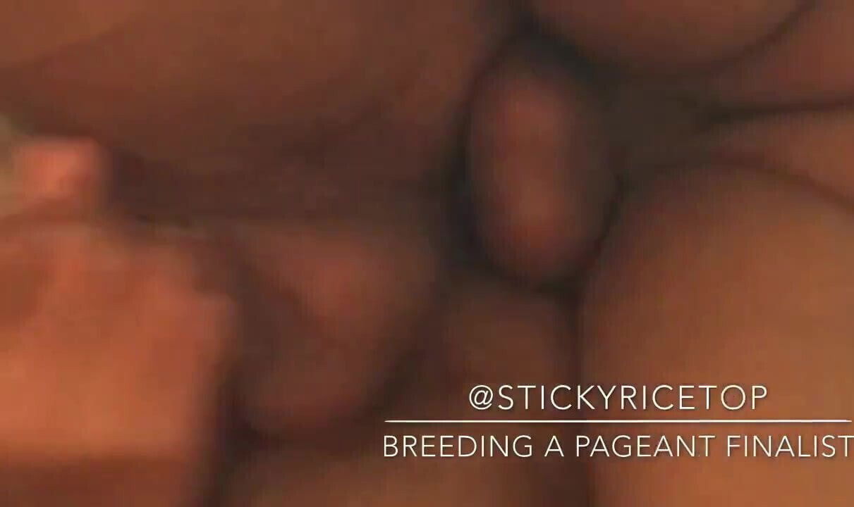 Indonesian Bodybuilder (Headless Sex)