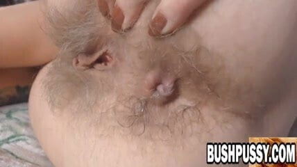 amateur fingers asshole webcam