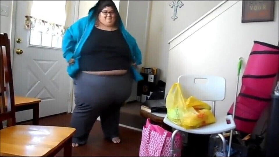 Ssbbw very very belly dance