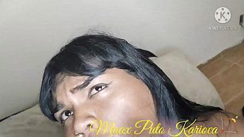 Fui cobrar do marido safado, ele n&atilde_o estava a esposa acabou pagando o pato. E a safada acabou gostando .