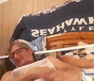 Jacking home made vids,meoffnow