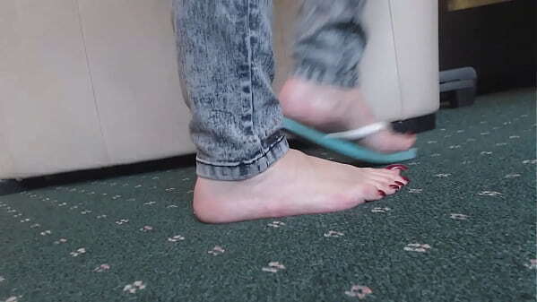 Feet flipflops