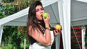 CARNE MERCADO #Carmen Lara Sexy Latina Knows Spend Free Time