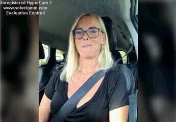 milf show during driving