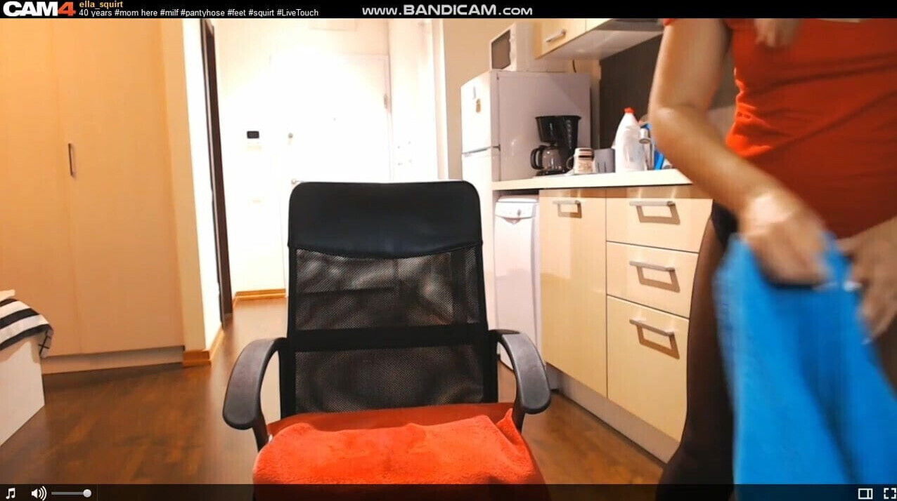 40yrs milf squirting black pantyhose