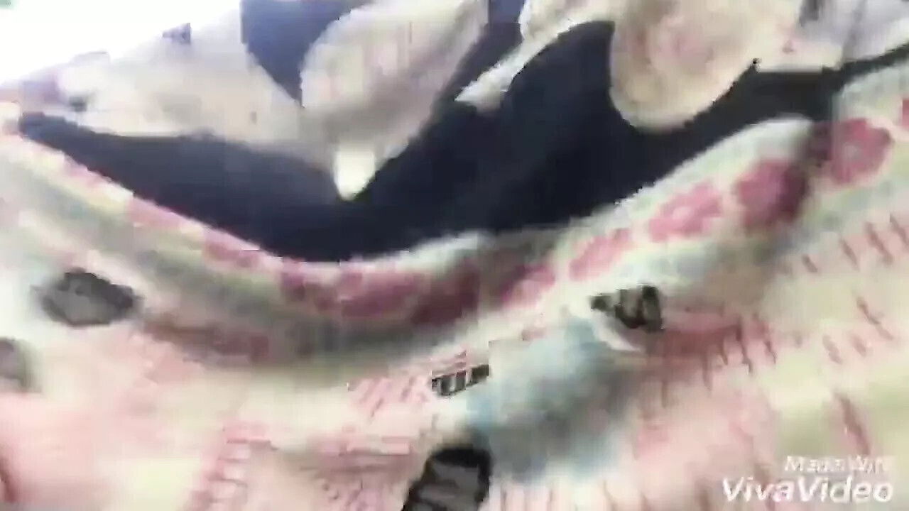 Public Place Bhabhi Peeche pakad Choda