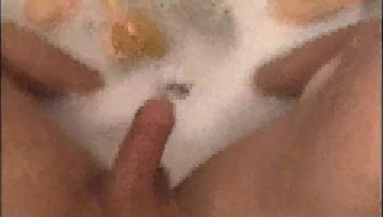 Heisse.. Blondine vernascht