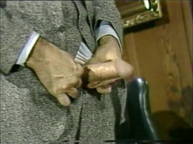 RETURN FIFTH AVENUE (1986)