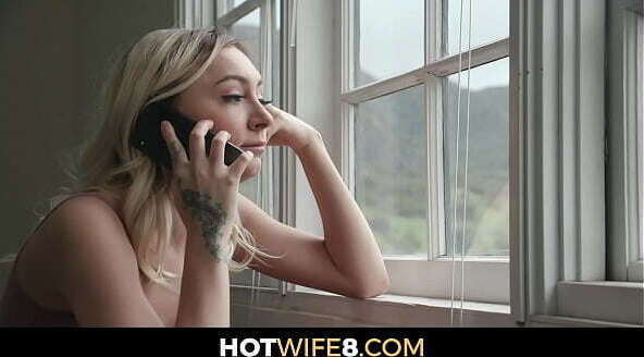 Petite Babe'_s Hubby Won'_t Home Fucks Roomie