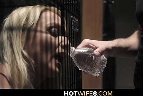 Sadomasochist Lets Cage Fuck Brains