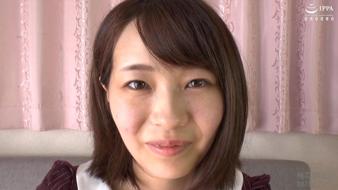 Will Show Buttocks Anus Slowly