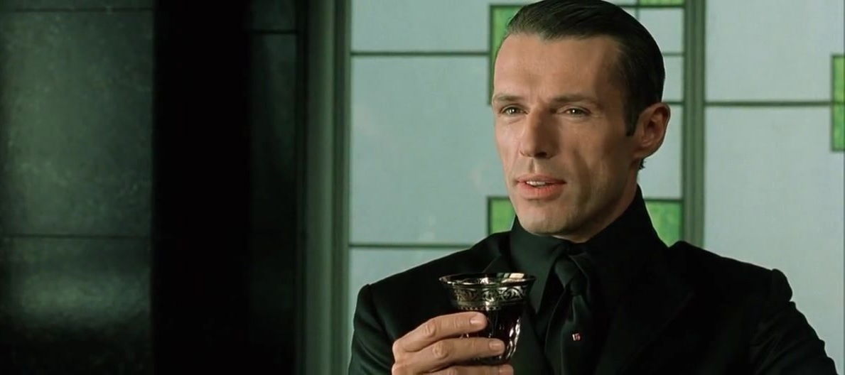 Carrie Anne Moss,Monica Bellucci in The Matrix Reloaded (2003)