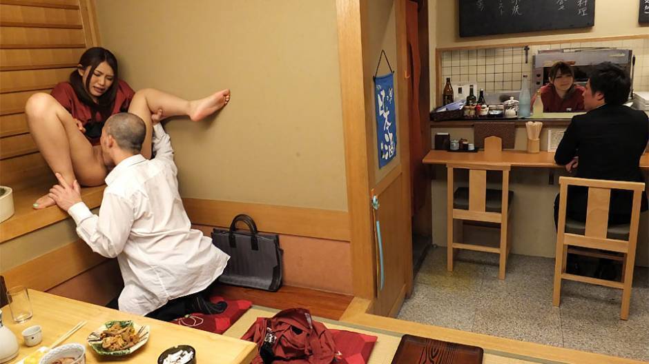 The magic restaurant with Kyoka Makimura and Sakura Aoi fucking men - JapanHDV