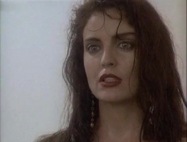 Tracy Scoggins,Laloni in Ultimate Desires (1992)