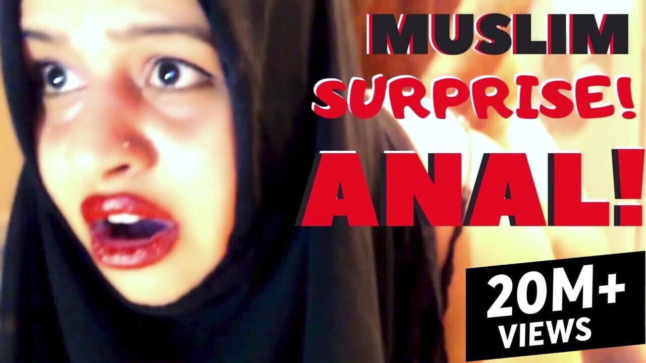 Girl with hijab gets hardcore