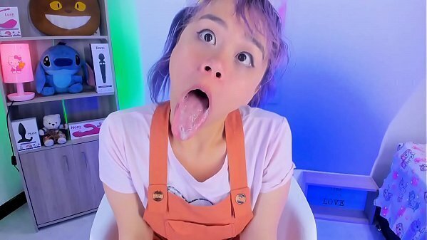 Jordan escupe vaso para