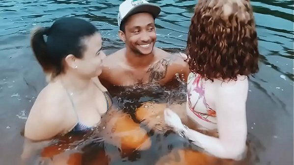 Domingo elei&ccedil_&atilde_o levei gatas para veja aconteceu muito sexo at&eacute_ anoitecer