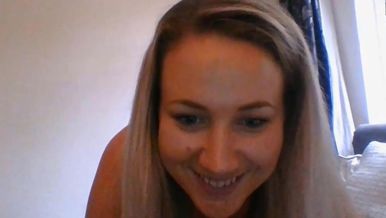 Talkative dream girl Carmen will make worth your wait