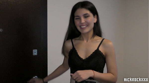 Meeting neighbor from Uzbekistan-Tajikistan Oriental beauty girl