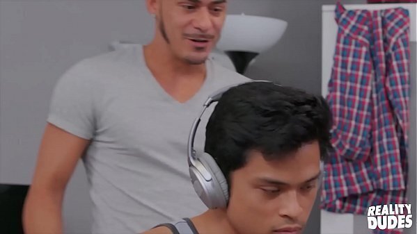 (Cesar Xes) Fucks Neat Freak Roommate (Max Blairwood) Reality Dudes