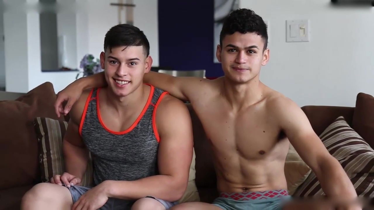 Bodybuilder Eddie Alvarado Pounds Uncut Teen Jerry Cabrera