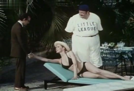 Julie Newmar,Angelique Pettyjohn in The Seduction Of A Nerd (1970)