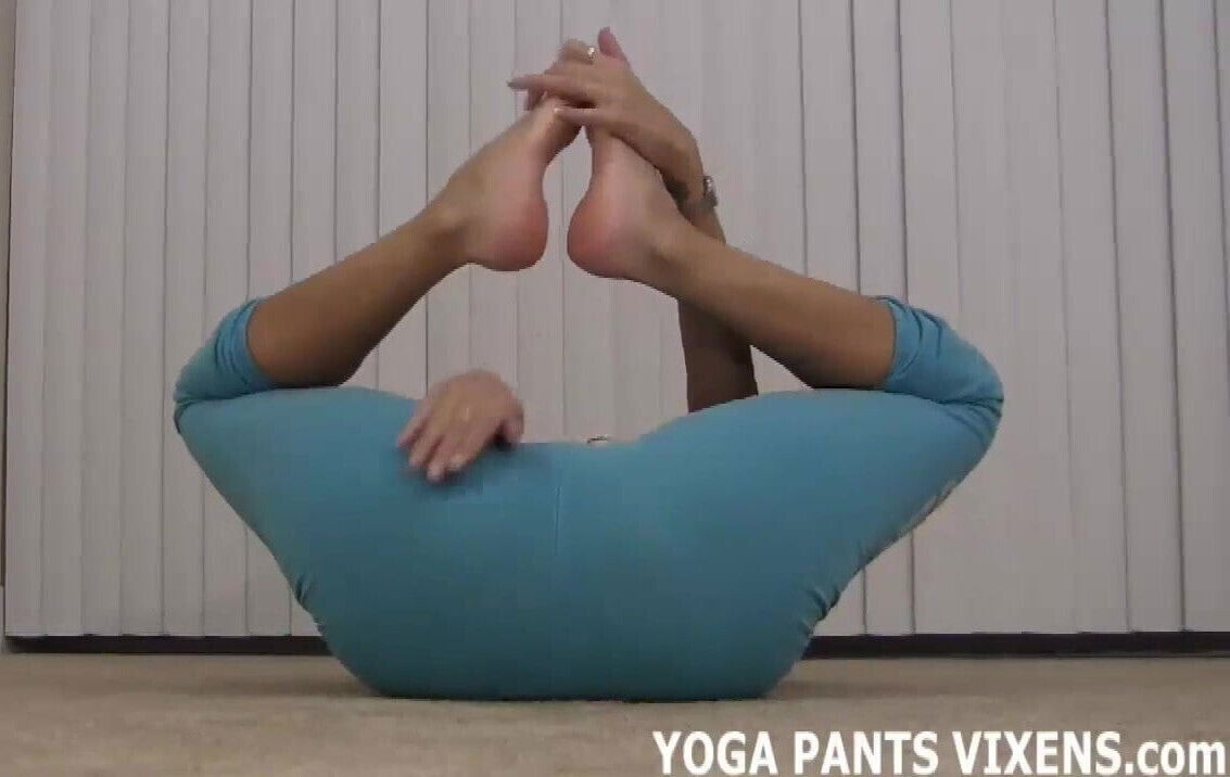 Everyone stares when wear these yoga pants