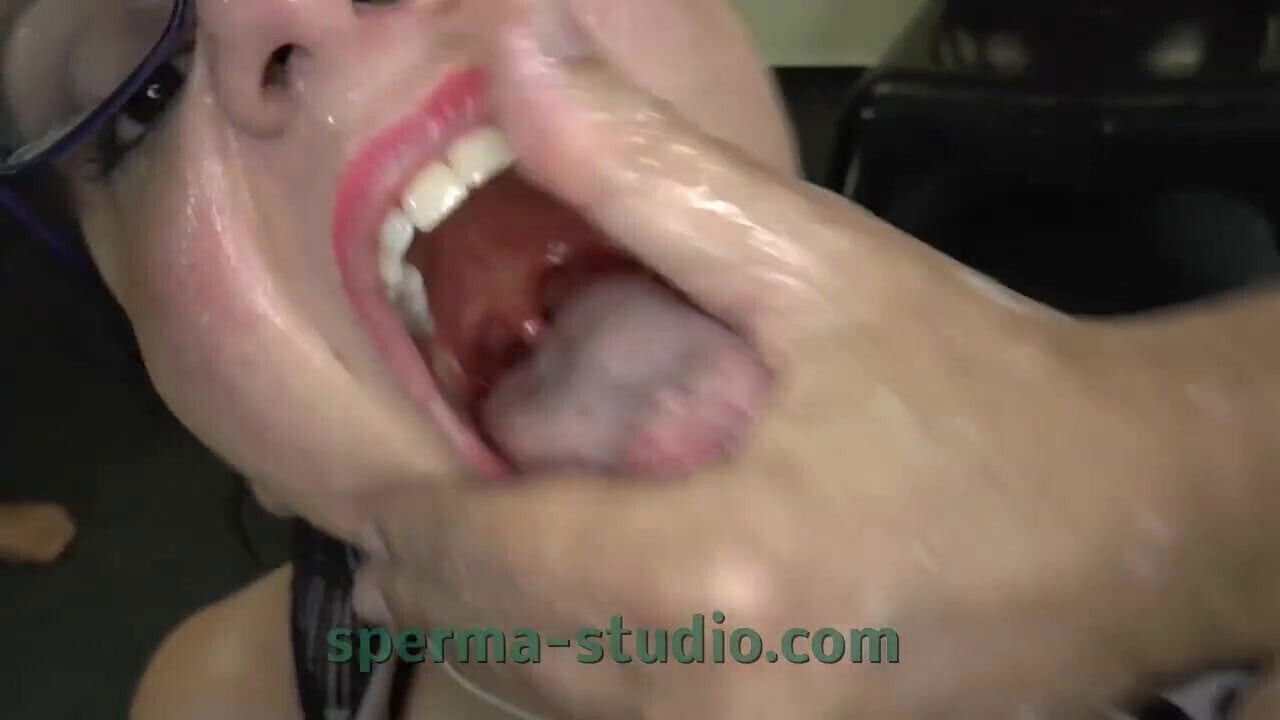 Sperma-Studios, Secretary Nora Extended