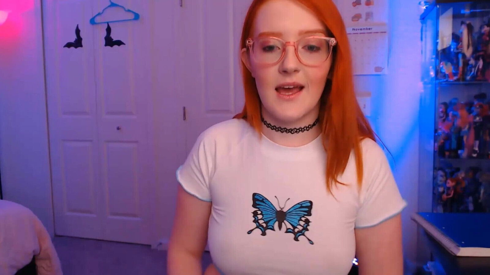 American schoolgirl Cherry loves being dirty girl