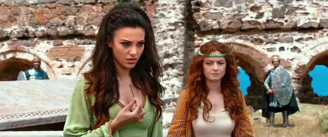 Tuvana Turky Hazal Senl Bizans Oyunlari 2016