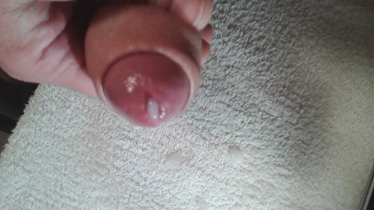 Duzo spermy duzy kutas wytrysk spermy