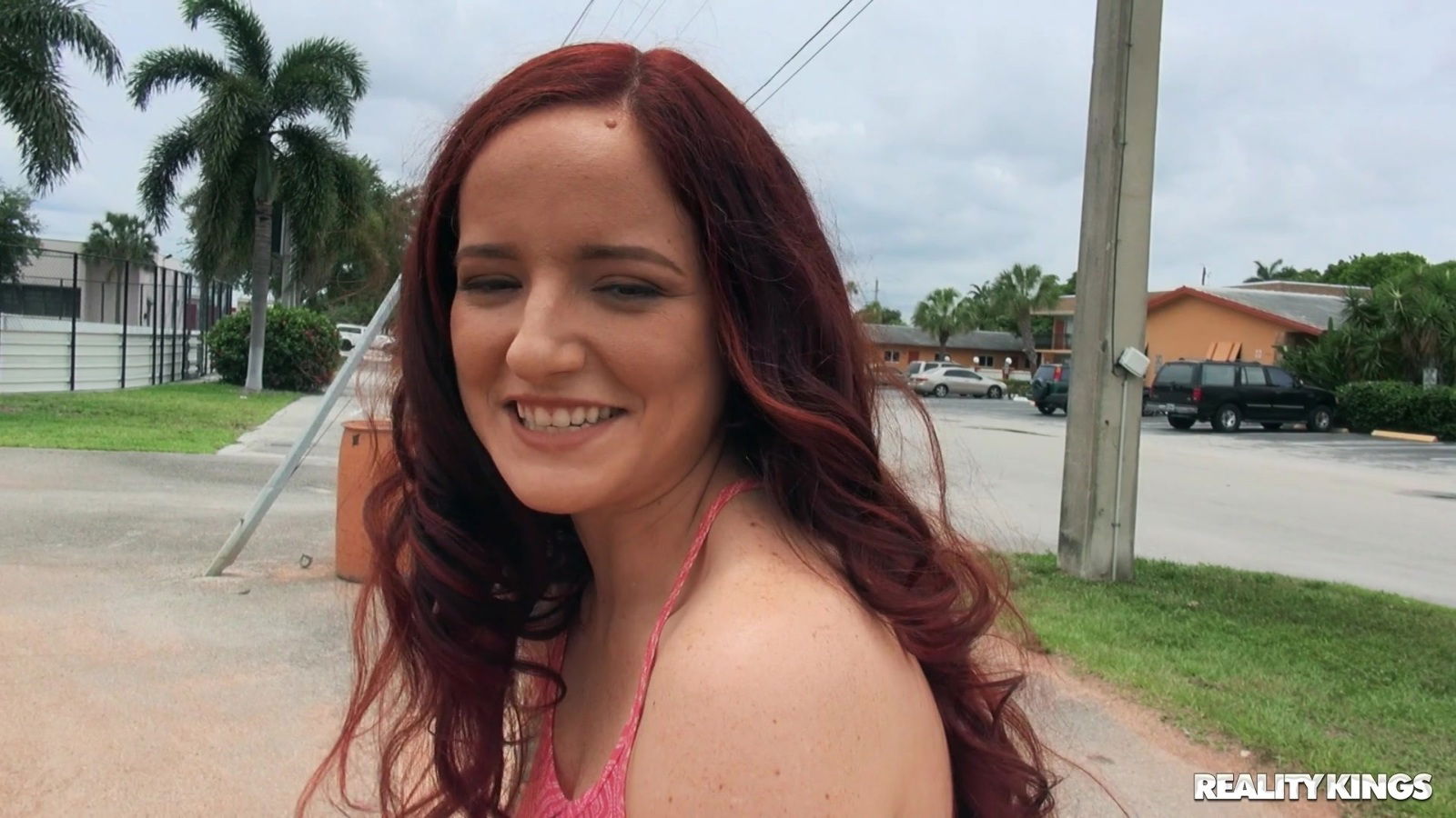 suck screw outdoors with redhead Maci