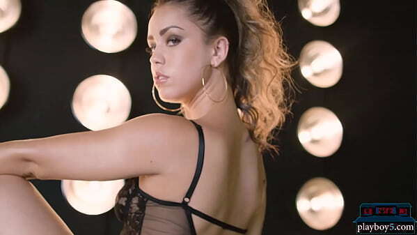 Latina teen model Alina Lopez gives very sensual striptease