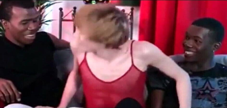 White gets double penetrated black cocks