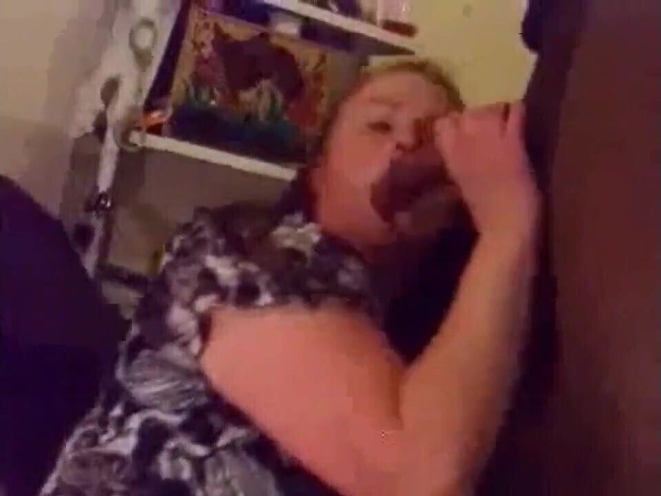 SEXY SAMANTHA MEETS HUNG pt2of2