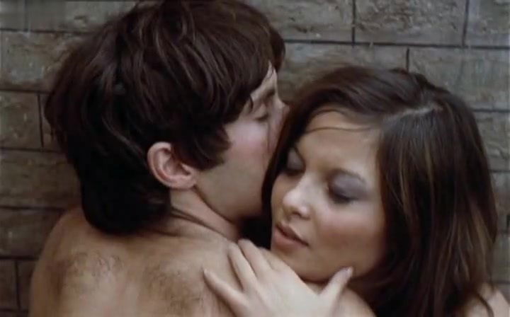 FranÃ§oise Pascal in Rose De Fer, La (1973)