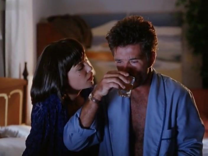 Helen Slater,Kelly LeBrock in Betrayal Of The Dove (1993)