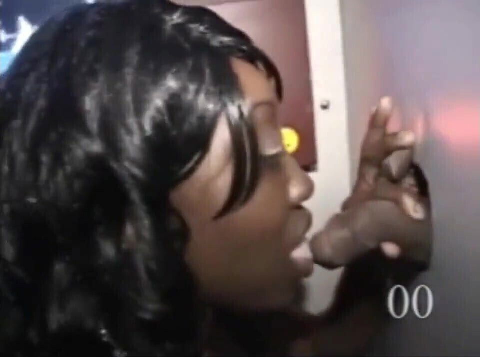 Best friend’s first time lesbian experience