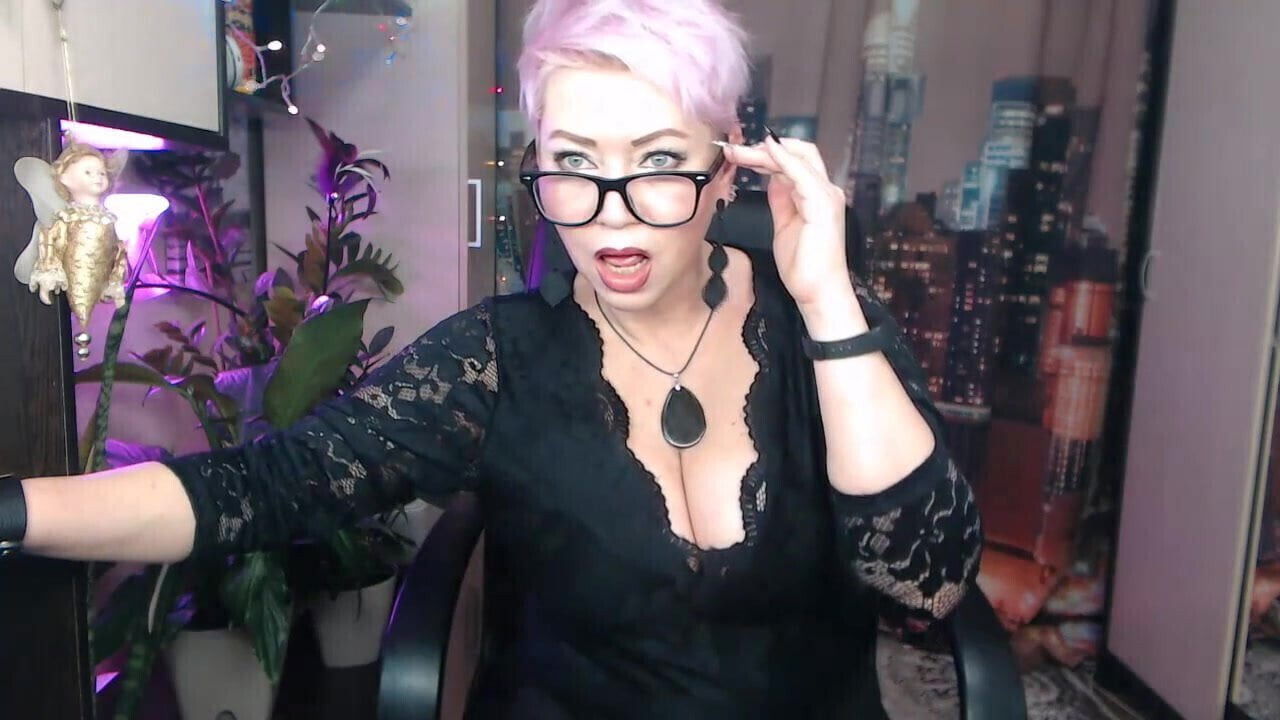 Immodest dancing juicy Russian milf AimeeParadise.!.