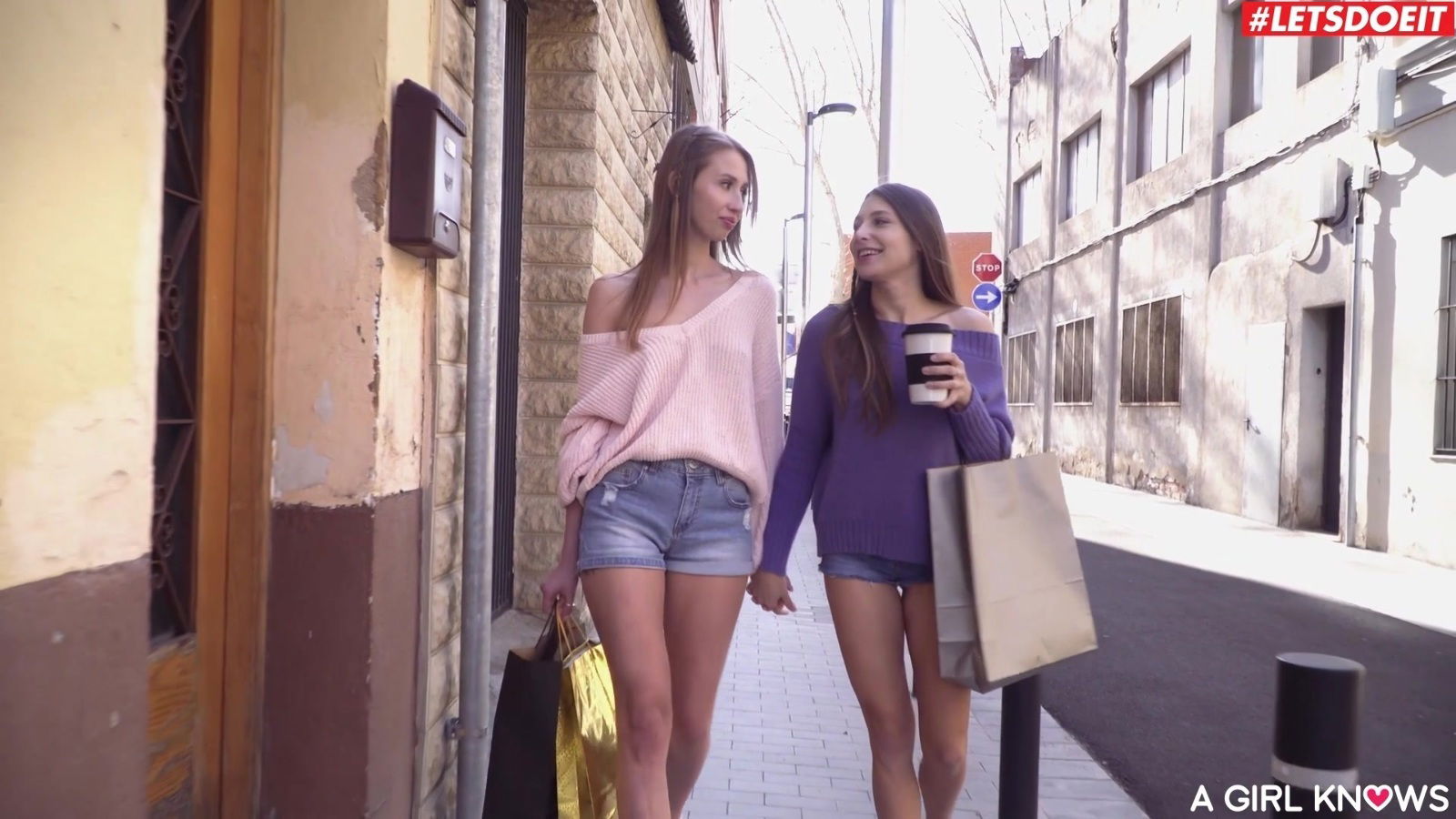 girls Talia Mint Dominic pleasure each other's pussy