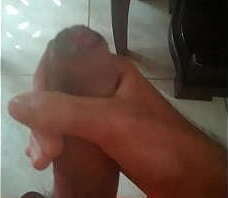 Haci&eacute_ndose paja media erecci&oacute_n