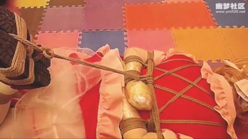 Flandre Kigurumi Bondage