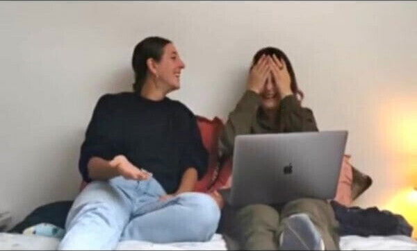 humiliation travlo vera