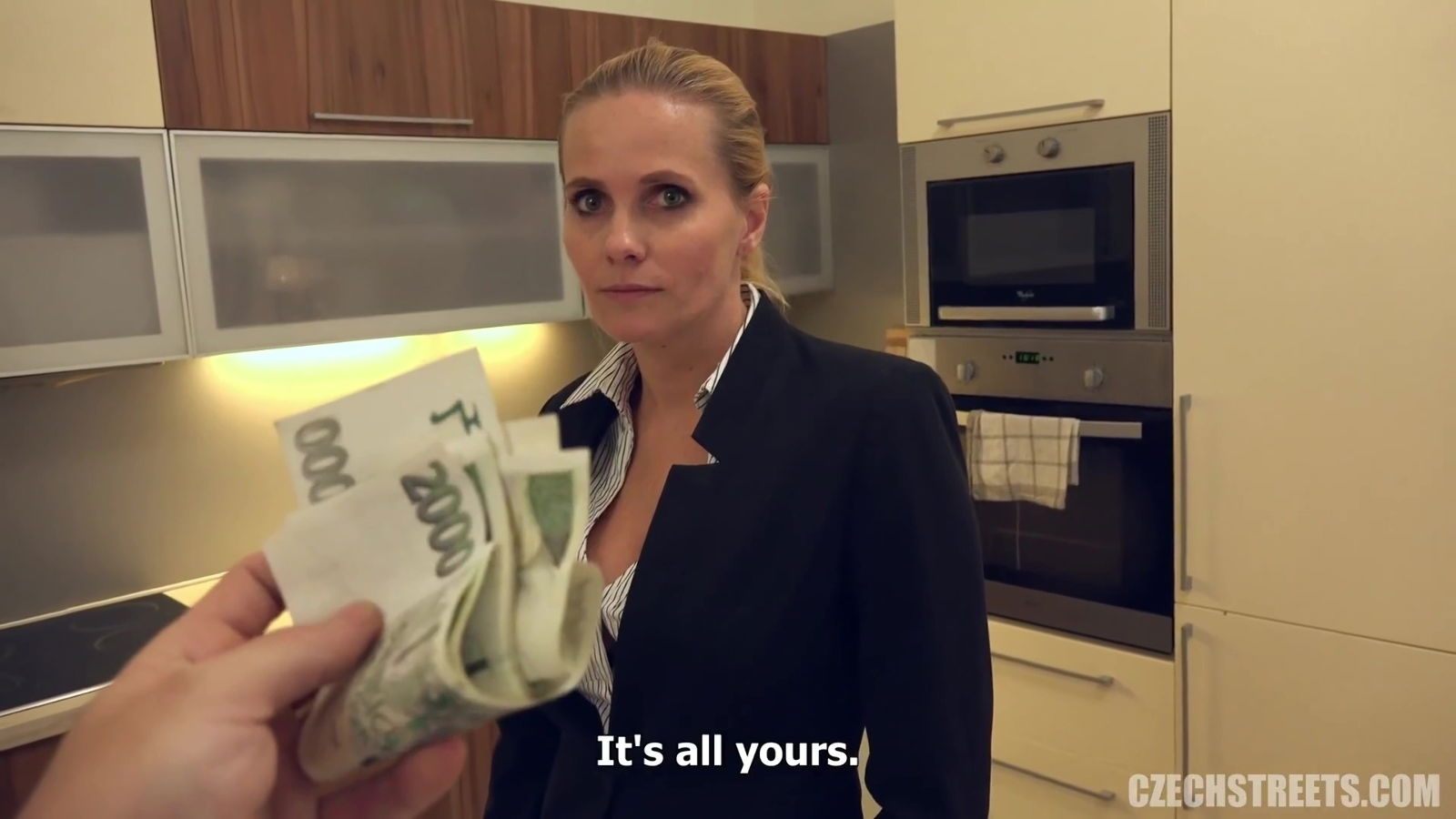 Real Estate Agent Reluctantly With Fucking Customer Make Contract